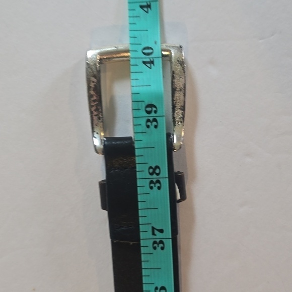 Liz Claiborne Womens Black leather belt Silver Tone Buckle Vintage Sz.40 - Picture 8 of 11